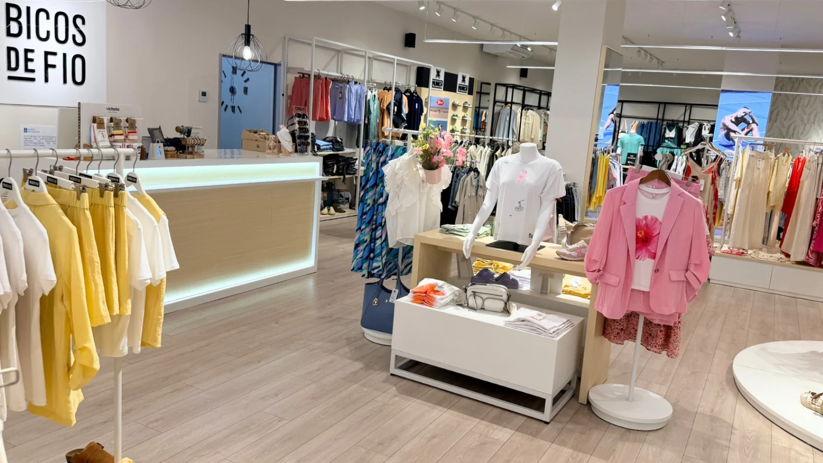 Bicos de Fío: la tienda multimarca gallega que conquista el sector con un servicio al cliente real y humano
