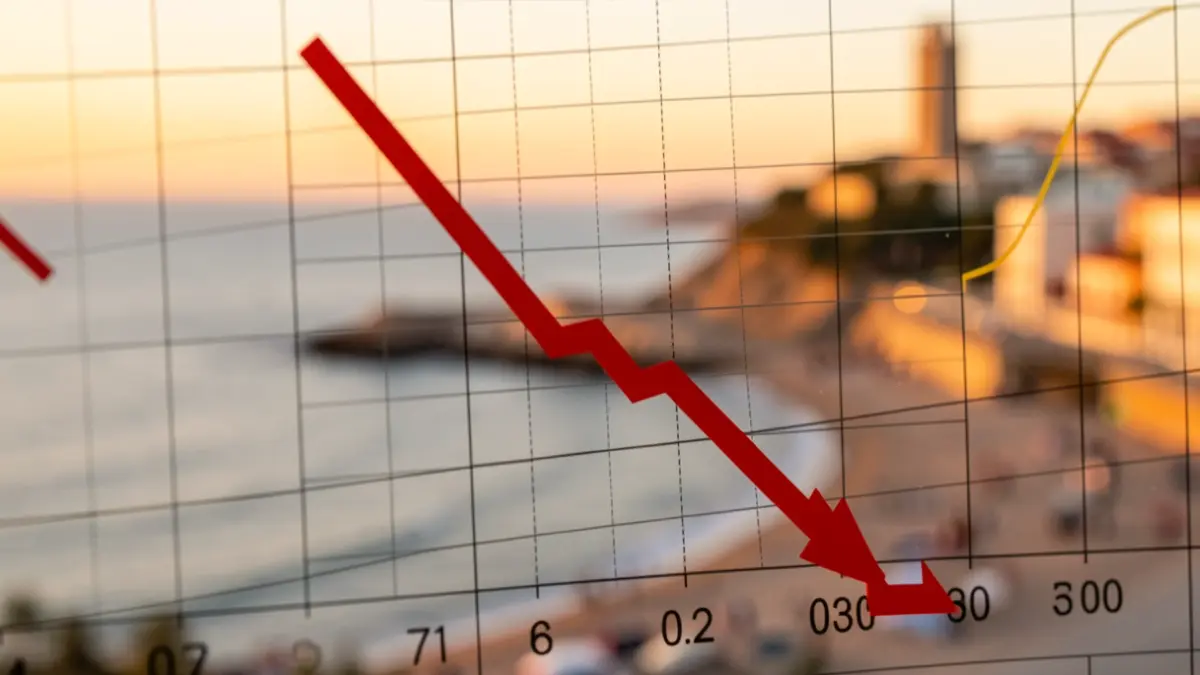Gráfico del paro en Tarragona con el paisaje de fondo.