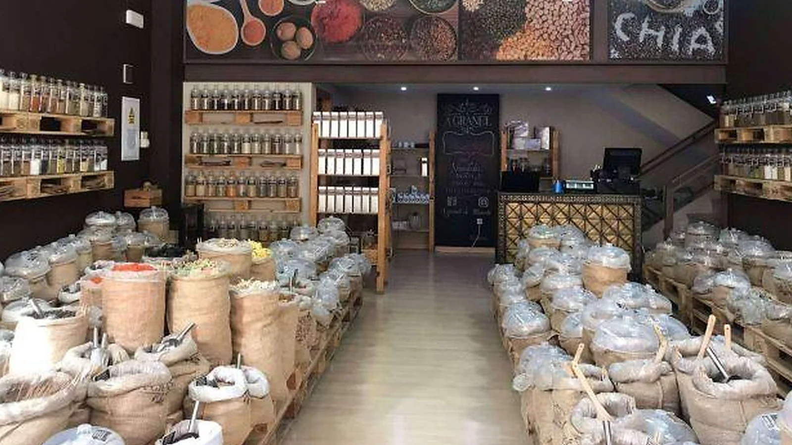 A Granel Tienda acerca la compra de alimentos a granel a hogares de toda España