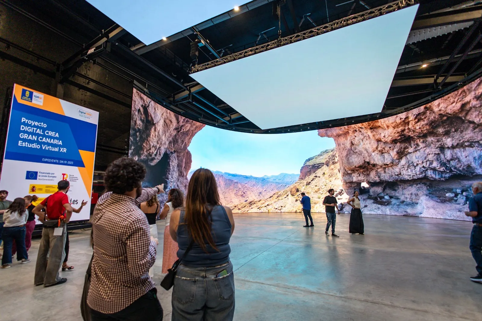 Empresas audiovisuales argentinas visitan Canarias para explorar oportunidades
